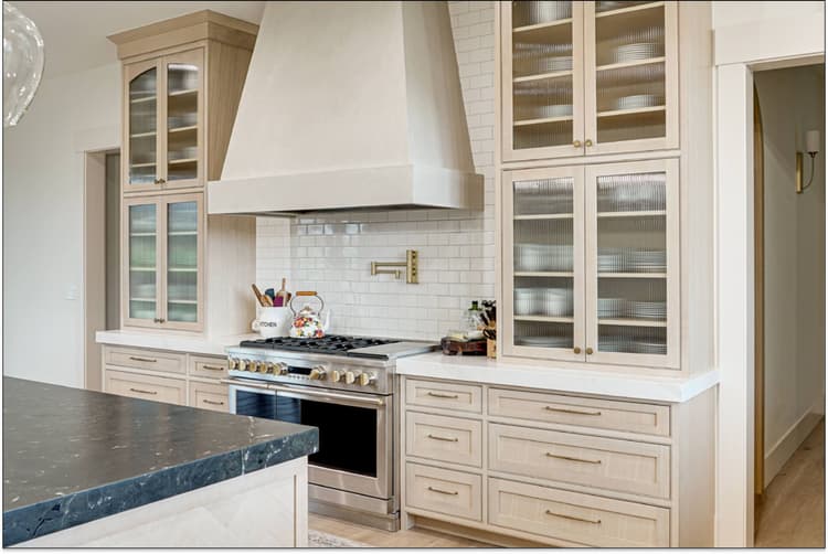 Oak Perfection - Extra Image 1